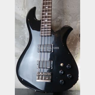 B.C.Rich USA / Eagle Bass - 80's  / EMG  / Black