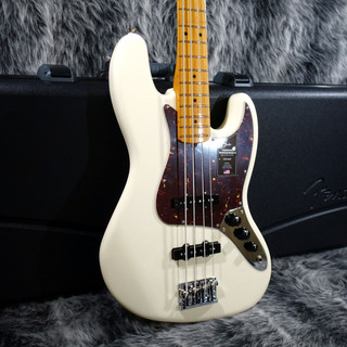 FenderAmerican Professional II Jazz Bass Maple Fingerboard Olympic White