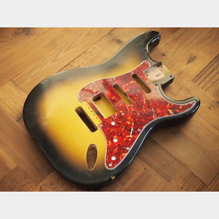 MJT Stratocaster HSS Type Body - Alder - 2-Tone Sunburst - Light Relic