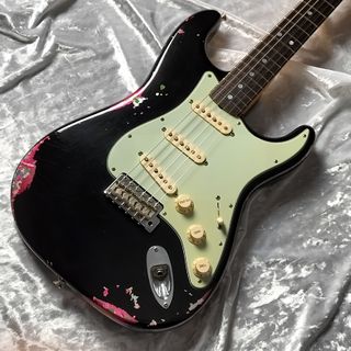 Fender Custom Shop Custom Built 1969 Stratocaster Journeyman Relic Black Over Pink Paisley #207 マルチレイヤ―塗装