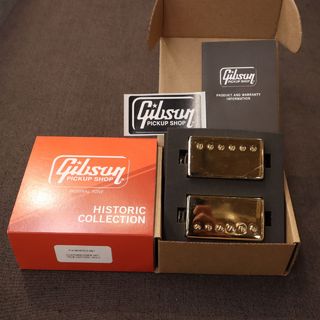 GibsonCustombucker (Matched set, Double Black, True Historic Gold Covers, 2-conductor, Unpotted, Alnico 3