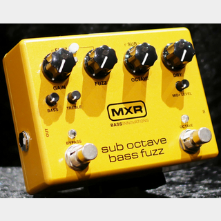 MXRM287 Sub Octave Bass Fuzz