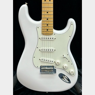 Fender Player Stratocaster -Polar White/Maple-【MX23028227】【3.59kg】
