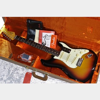 FenderAmerican Vintage II 1961 Stratocaster 3-Color Sunburst #V2438878【3.65kg/目の詰まった◎ローズ個体!】