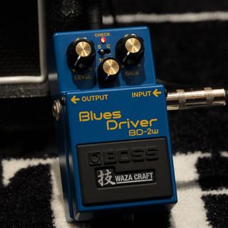 BOSS BD-2W Blues Driver【箱・本体のみ】