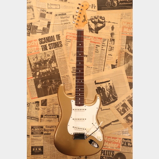 Fender 1965 Stratocaster "Shoreline Gold Finish"