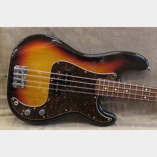 Fender Japan PB62-US