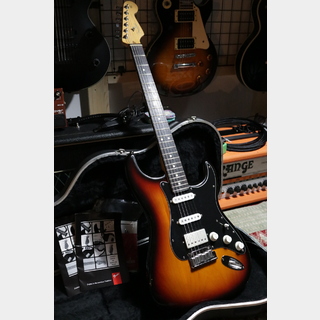 Fender American Standard Stratocaster SSH 2001 w/ Monty's Full Monty SSH