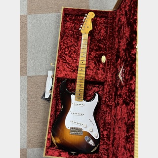 Fender Custom Shop  Limited Edition 70th Anniversary 1954 Stratocaster Relic, Wide-Fade 2-Color Sunburst
