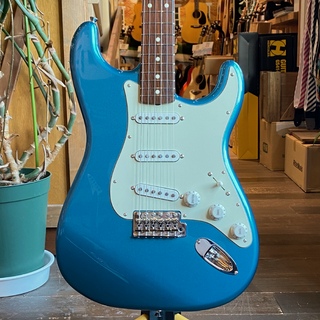 FenderMade In Japan Traditional 60s Stratocaster Lake Placid Blue