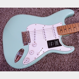 FenderLimited Edition Player Stratocaster Maple Fingerboard Surf Green【限定モデル】