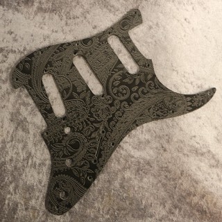 Grande uomo Leather Pick Guard for ST -Paisley- #002【クロサワ楽器限定オーダー品】【レザー&ペイズリー】