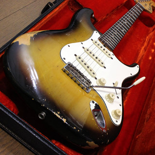 Fender Stratocaster with synchronized toremolo ラージヘッドヘッド 1969 1971年製 軽量 です。