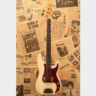 Fender 1962 Precision Bass "Original Olympic White Finish with Gold Hardware"