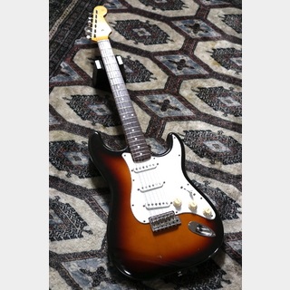 Fender JapanST-62 Sunburst w/ Monty's 62 Stratocaster Set
