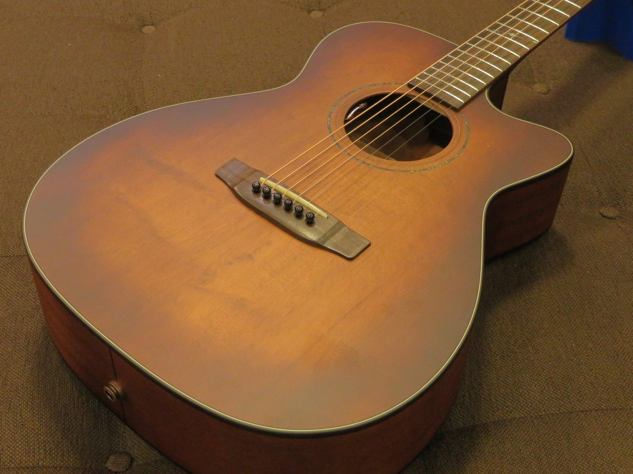 ほぼ新品　K.Yairi YFL-55CE VS 2019年製 K.Yairi YFL-55CE VS エレアコギター エレクトリックシリーズ K