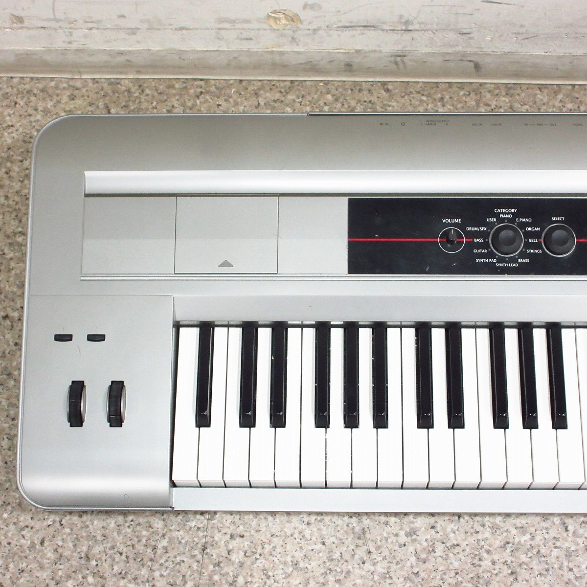 KORG KROSS-88 シンセサイザー KROSS 88 MB - SYNTHESIZER WORKSTATION | KORG (USA)