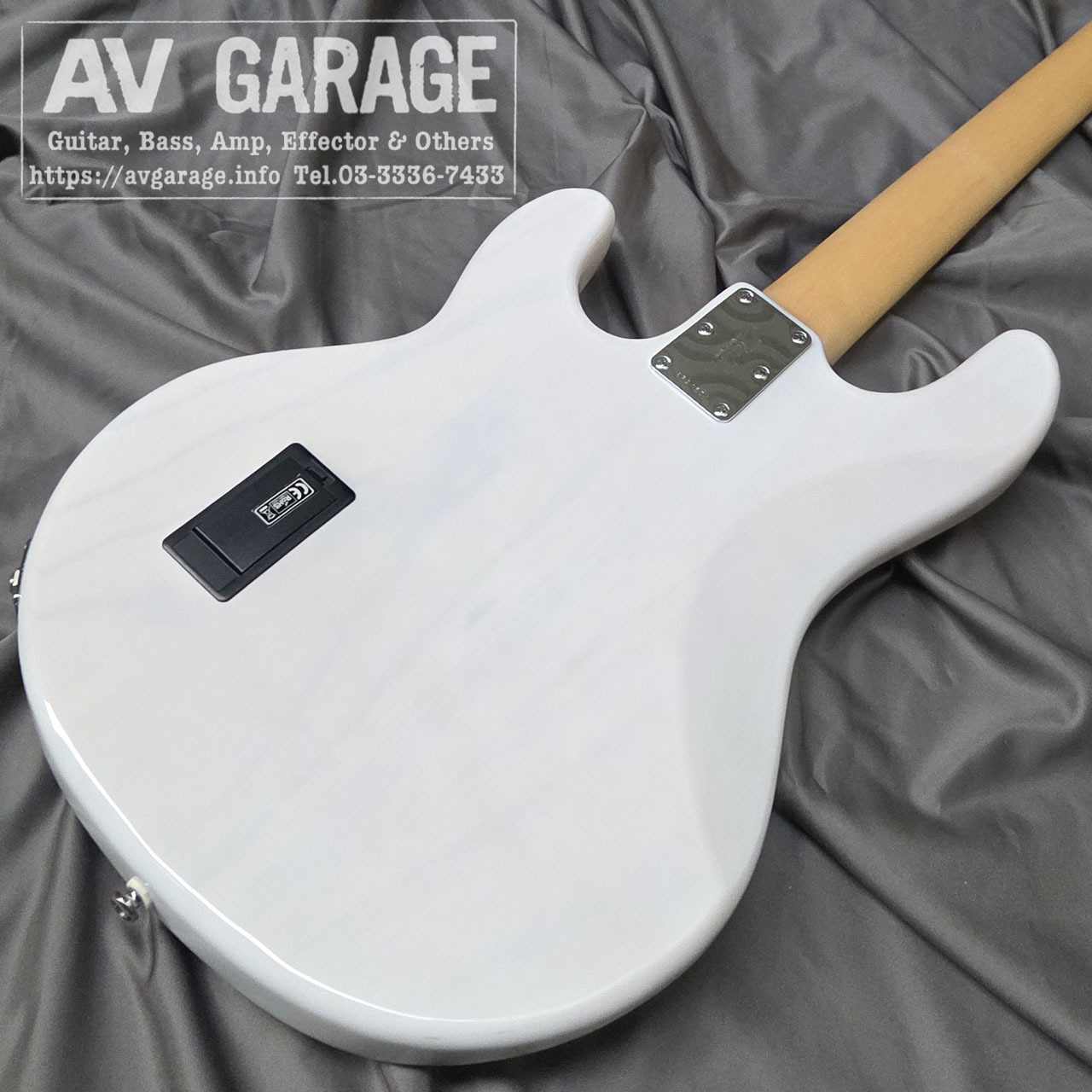 Sterling by MUSIC MAN Ray34（中古）【楽器検索デジマート】