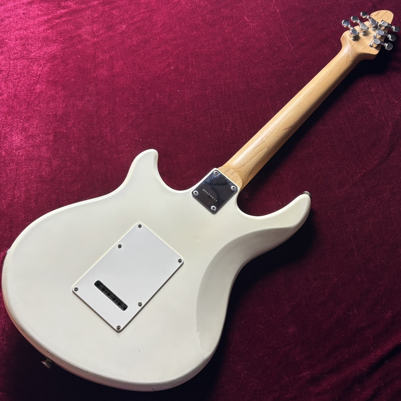 PEAVEY エレキギター　 弦楽器 楽器 PEAVEY Raptor Plus（中古/送料無料）【楽器検索デジマート】