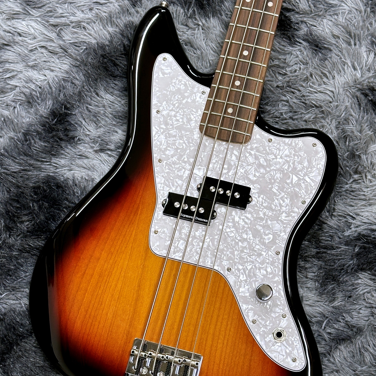 Fender Limited Edition Mark Hoppus Jaguar Bass 3-Color Sunburst / Rosewood【特価】【限定モデル】