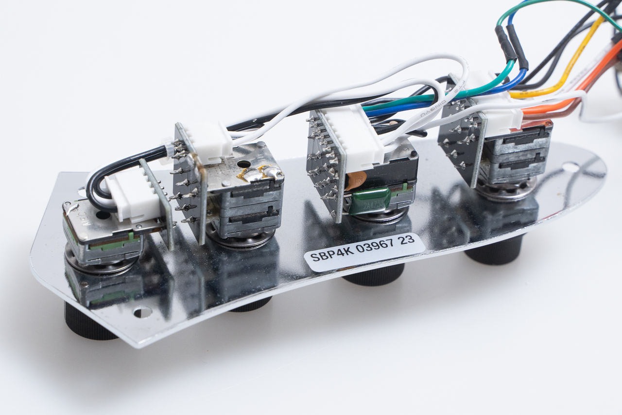 Sadowsky SAC ELE ONBOARD BP4K 4ノブ 楽天市場】Sadowsky サドウスキー Onboard Bass Preamp 4-Knob