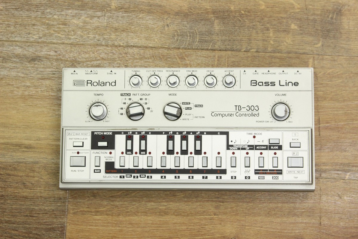 Roland TB-303 Bass Line 【VINTAGE】 【キーボードマート新宿】【新宿