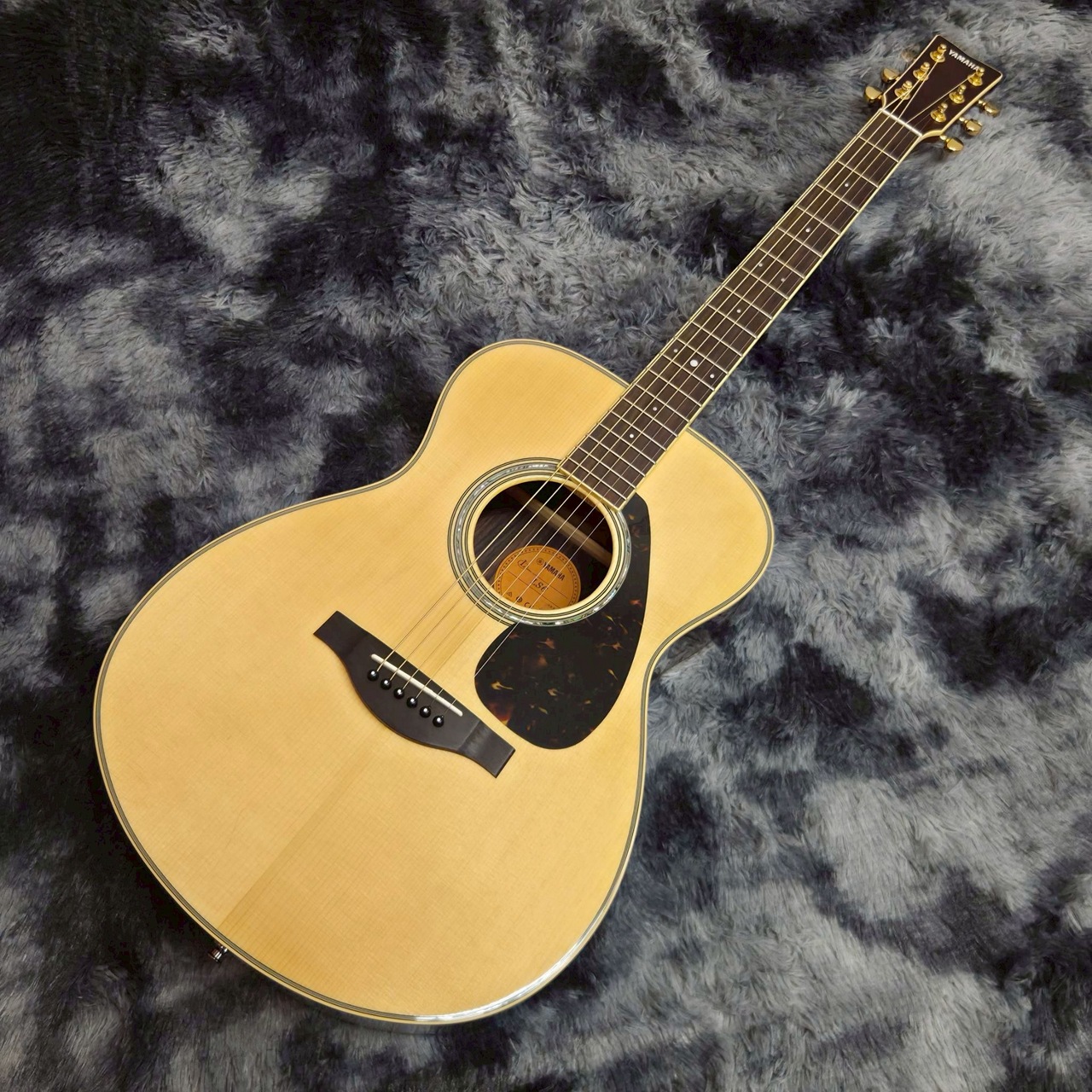 YAMAHA LS6 ARE NT (Natural)【定番アコースティックギター
