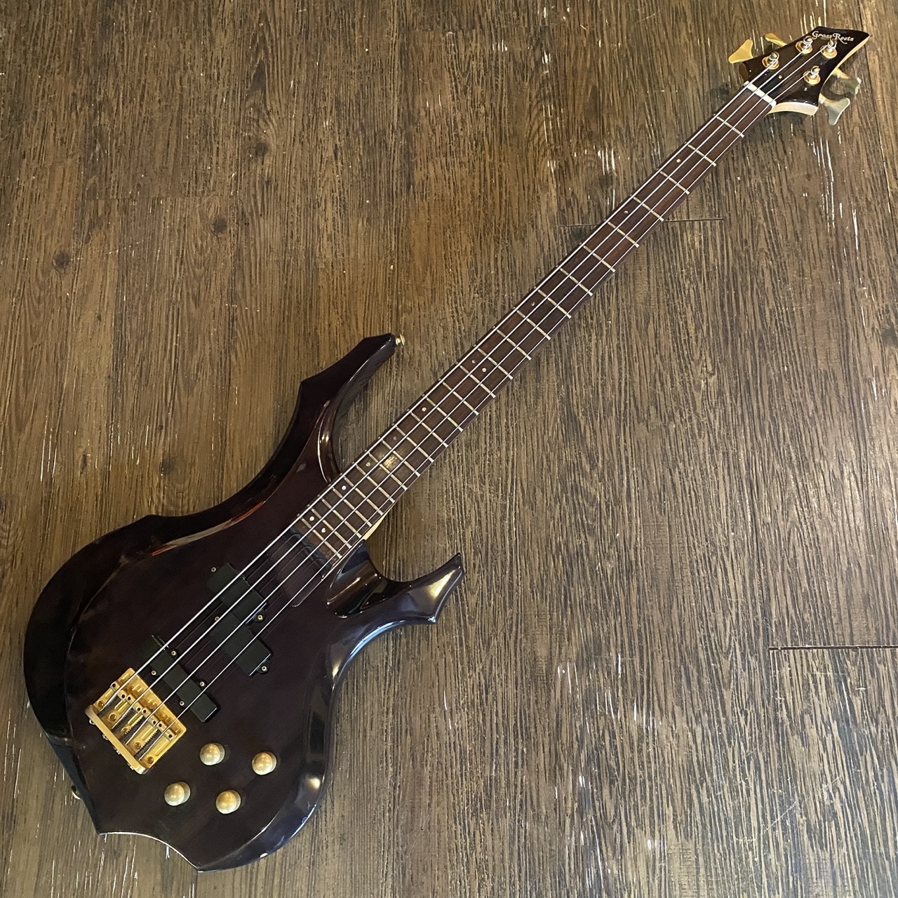 GrassRoots G-FR-58B Forest Electric Bass Guitar