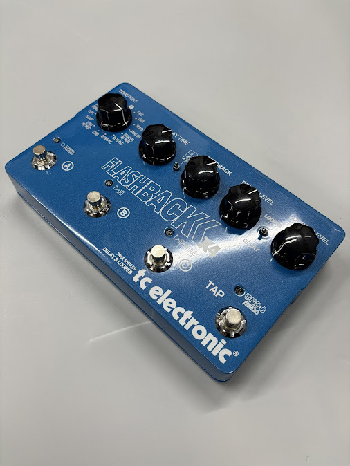 【本体のみ】tc electronic FLASHBACK X4 エフェクター TC Electronic Flashback X4 - TC Electronicのディレイ