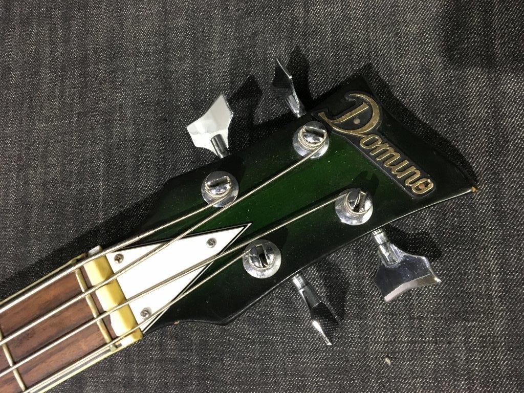 【ジャンク品・値下げしました！】詳細不明・ビザール・バイオリンベース 希少 Domino ドミノ バイオリンベース ジャンク（Domino Viollin