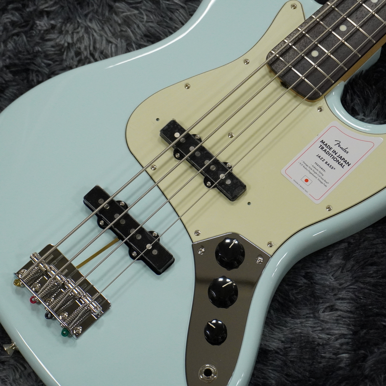 Fender Made in Japan Traditional 60s Jazz Bass Sonic Blue