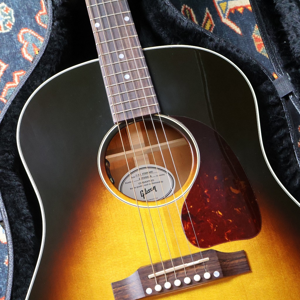 Gibson 【2026年新仕様個体!】J-45Standard Vintage Sunburst