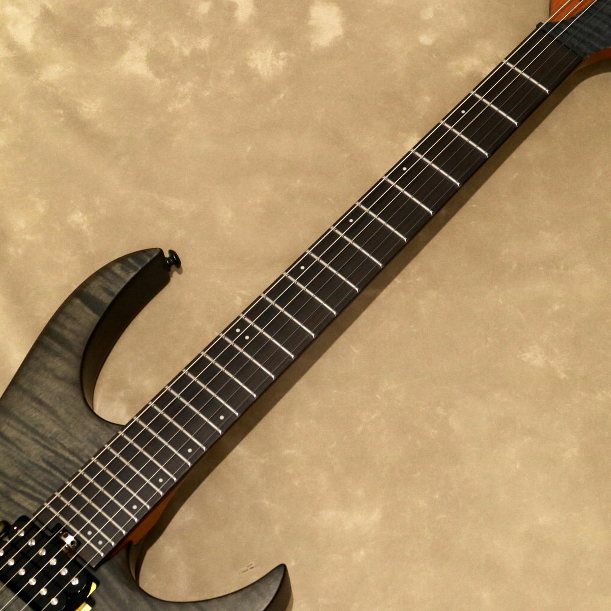 Balaguer Guitars Diablo Standard with Hipshot Hardtail Bridge Balaguer Guitars Diablo Standard with Hipshot Hardtail Bridge