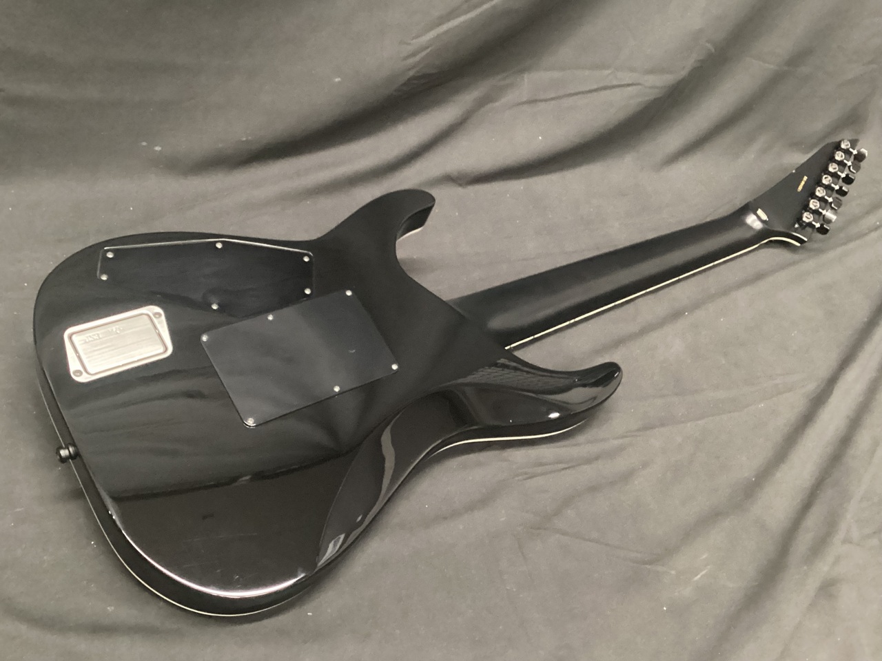 E-Ⅱ Arrow フロイドローズ 7弦 ギター ARROW Series | ESP GUITARS
