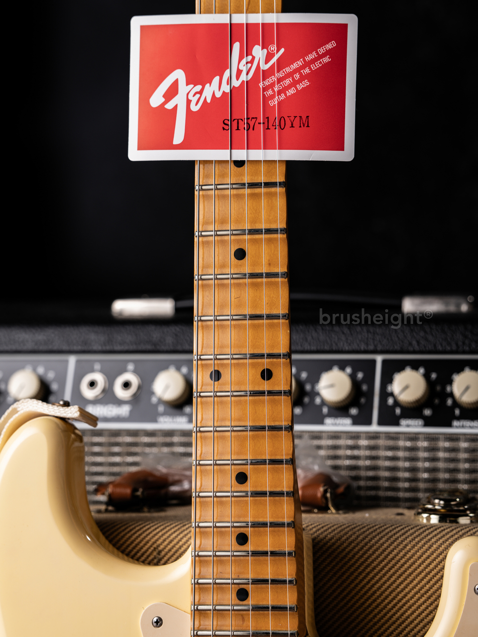 Fender Japan Fender Japan Custom Edition ST57-140YM 