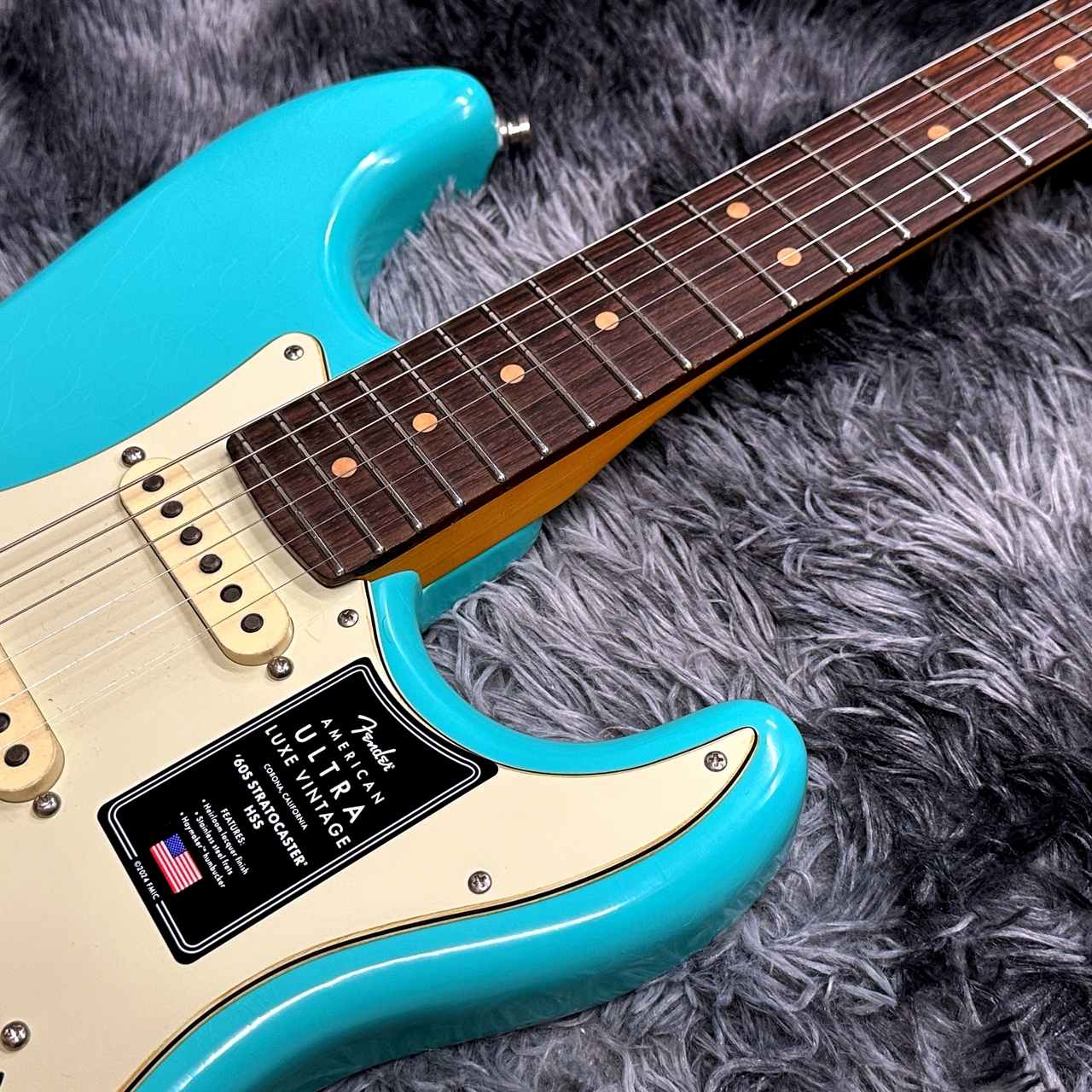 Fender American Ultra Luxe Vintage '60s Stratocaster HSS Sea