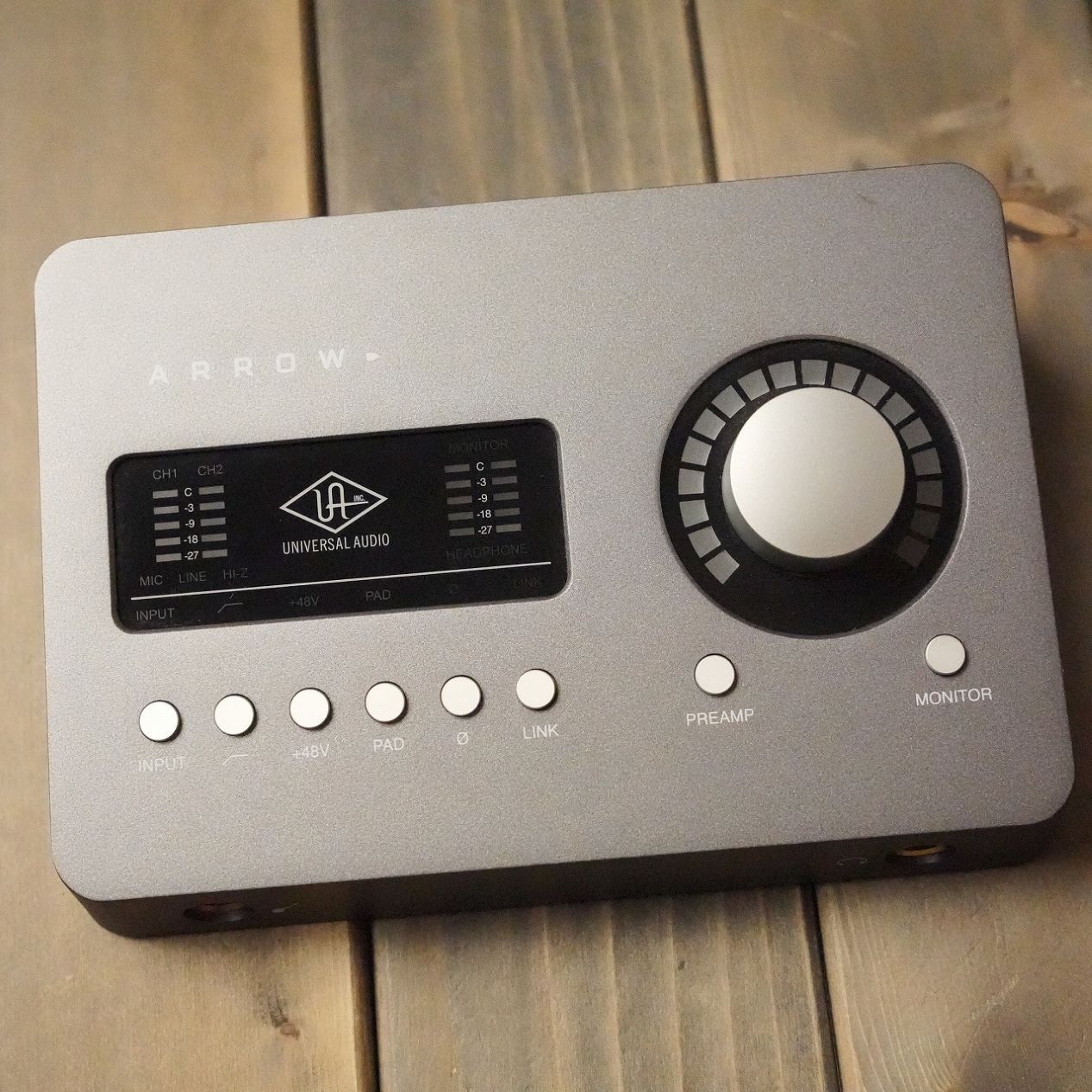 UNIVERSAL AUDIO ARROW■中古美品■ Universal Audio Arrow ＃2（中古）【楽器検索デジマート】