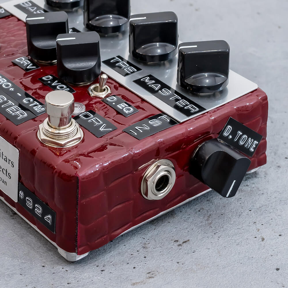 Shin's Music Bass Master Preamp Pro+ Bloody U.M.A. w/ Drive