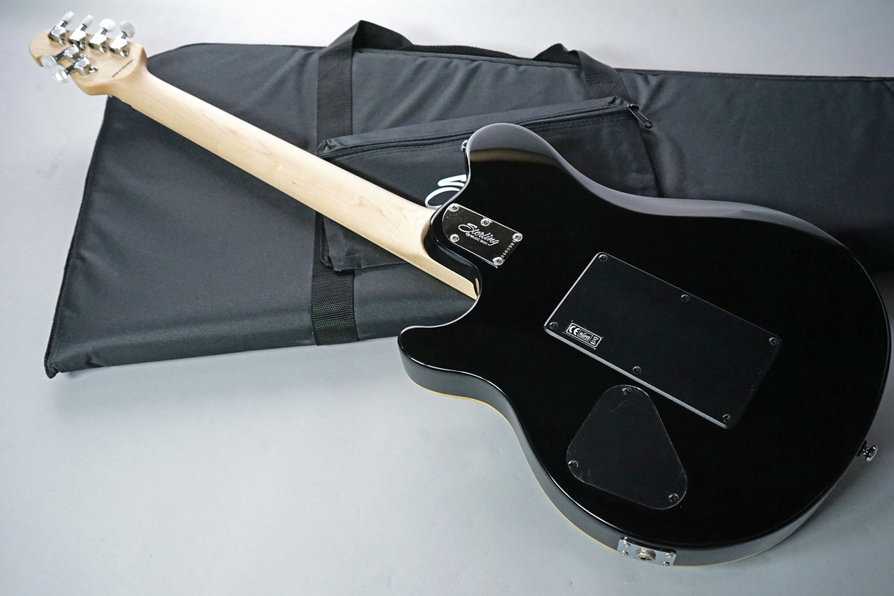 Sterling by MUSIC MAN AXIS AX40-TBL-M Trans Blue 【OUTLET】（B級