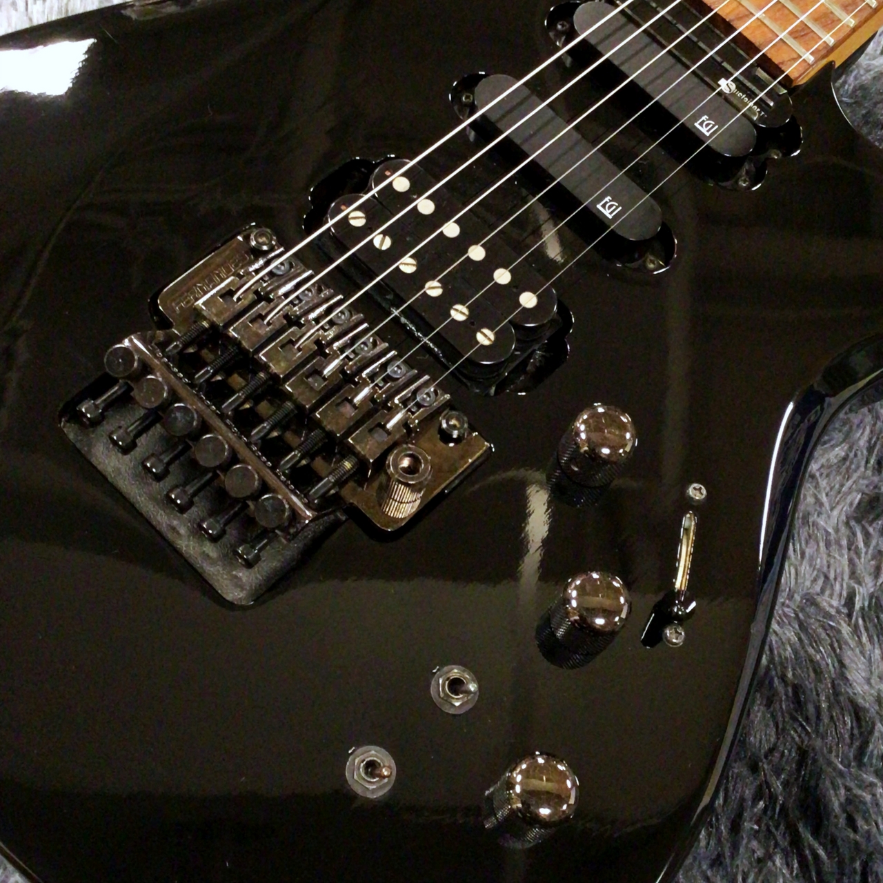 FERNANDES FR-85S BL 【中古品】【サスティナー搭載】（中古