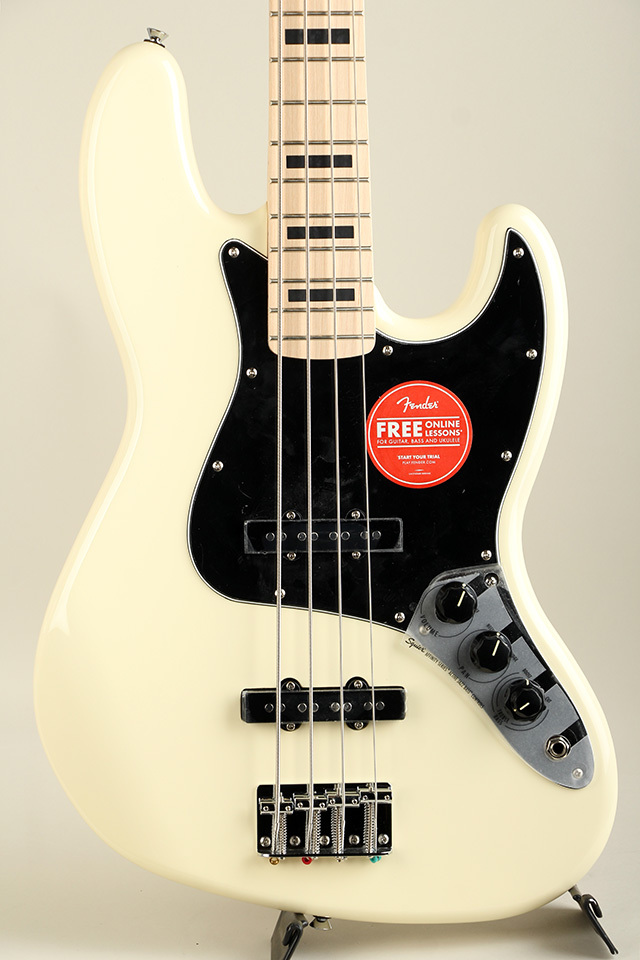 Squier by Fender Affinity Series Active Jazz Bass Mystic