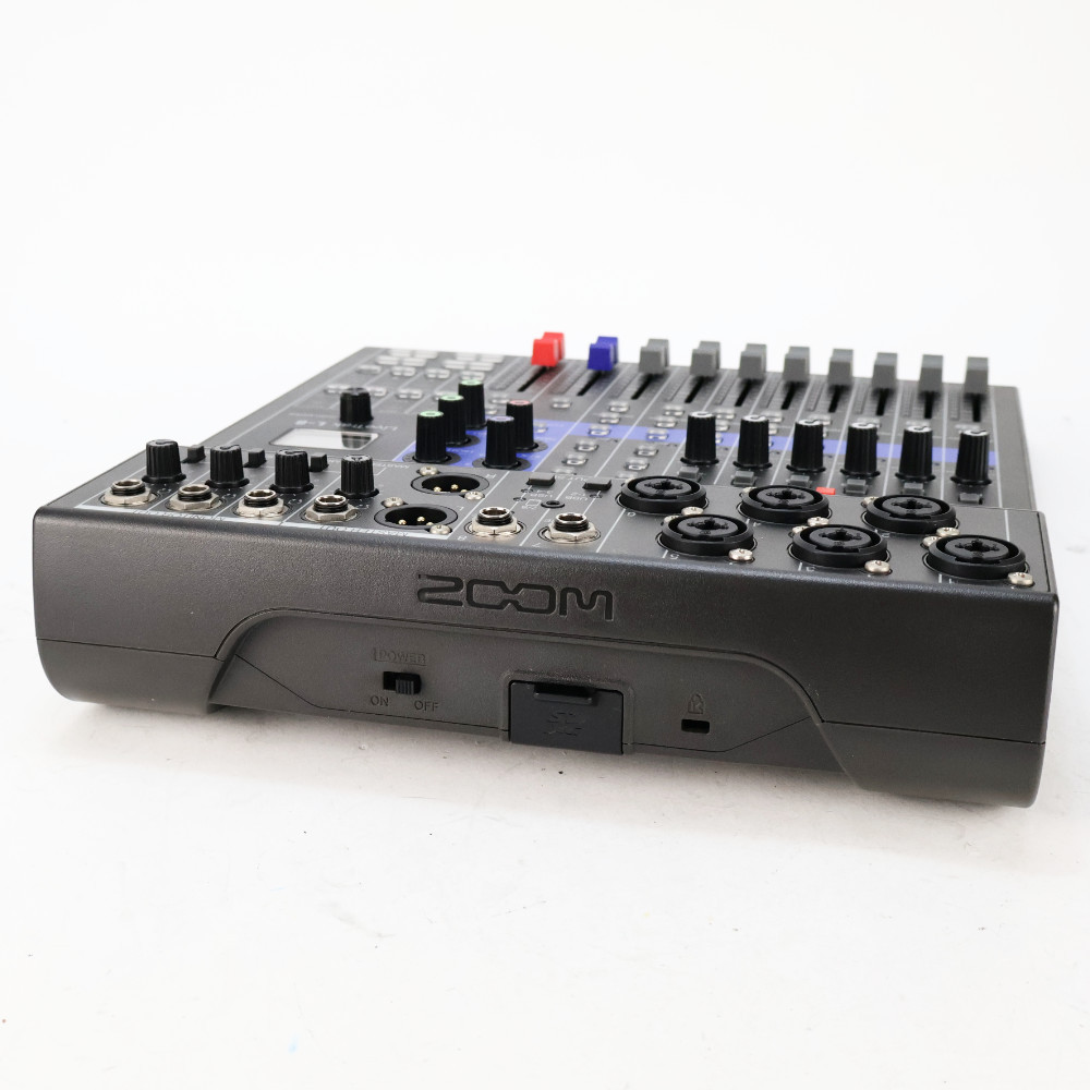 ZOOM 【中古】 ライブミキサー＆レコーダー ズーム ZOOM LIVETRAK L-8