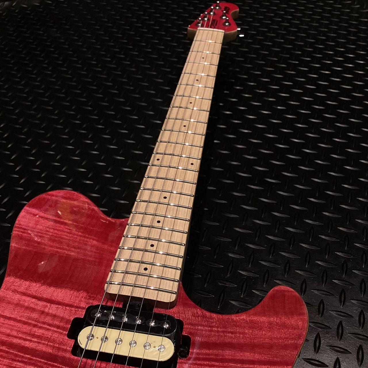 Sterling by MUSIC MAN SUB AX3FM-STP-M1 AXIS FLAME MAPLE