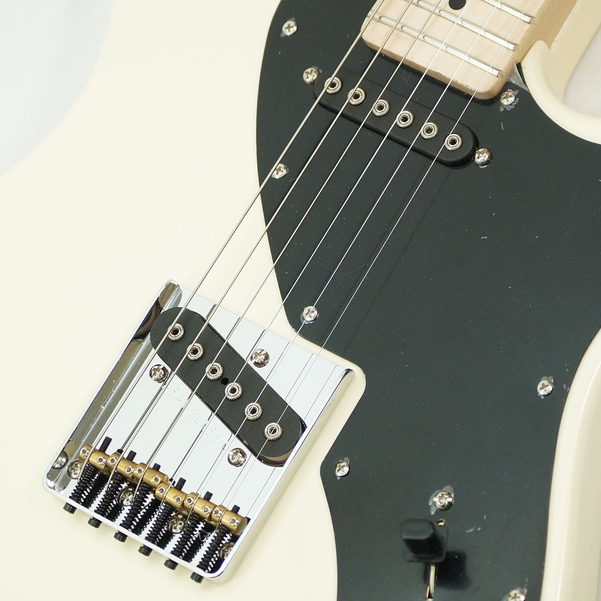 G&L USA Limited ASAT Classic Thinline (Vintage White/Maple