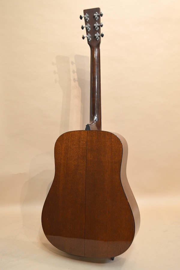 美品　Martin D-18V Martin D-18V Vintage Series 2000年製（中古/送料無料）【楽器検索