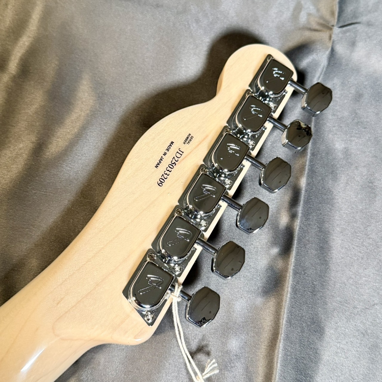 Fender Made in Japan Traditional 70s Telecaster Thinline Maple