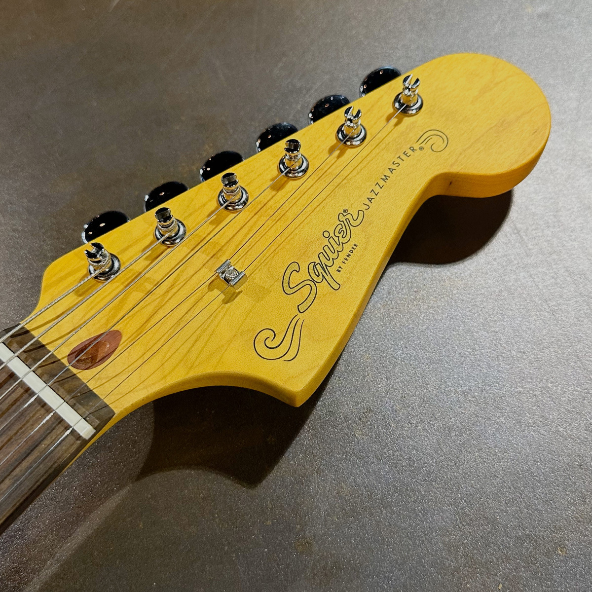 Squier by Fender J-mascis Jazzmaster Vintage White（中古）【楽器