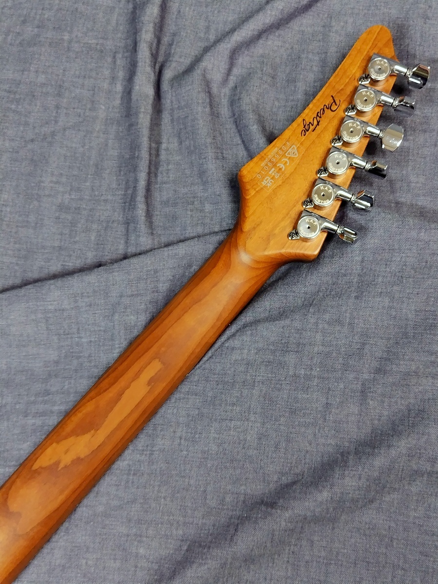 Ibanez AZ2402 PWF Pearl White Flat（新品特価）【楽器検索