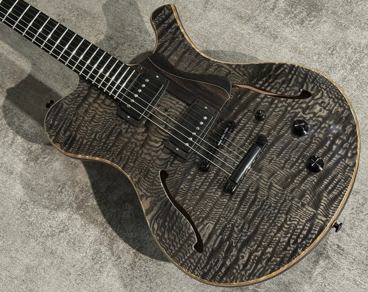 Shikagawa Guitars Sol 14.5