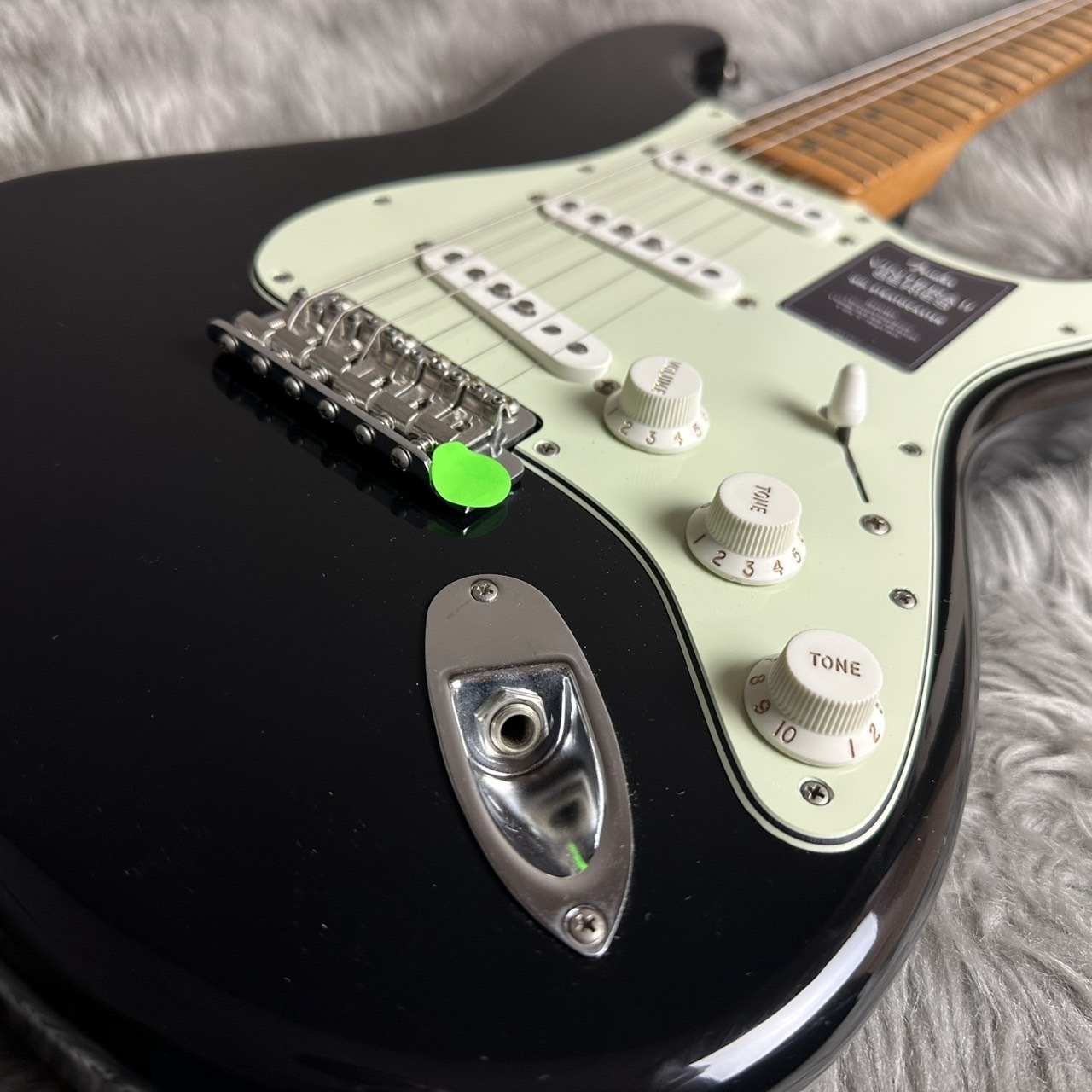 Fender Limited Edition Vintera II Road Worn '60s Stratocaster